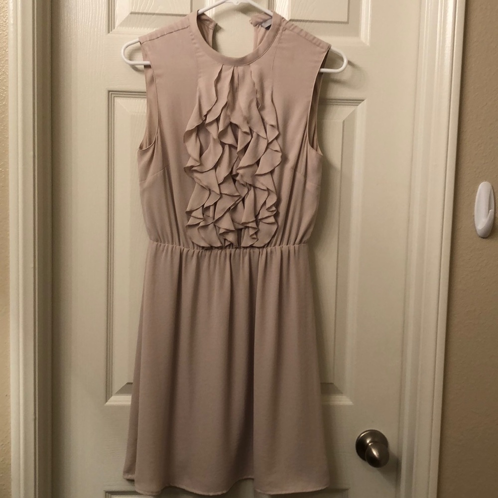 Sleeveless  dress